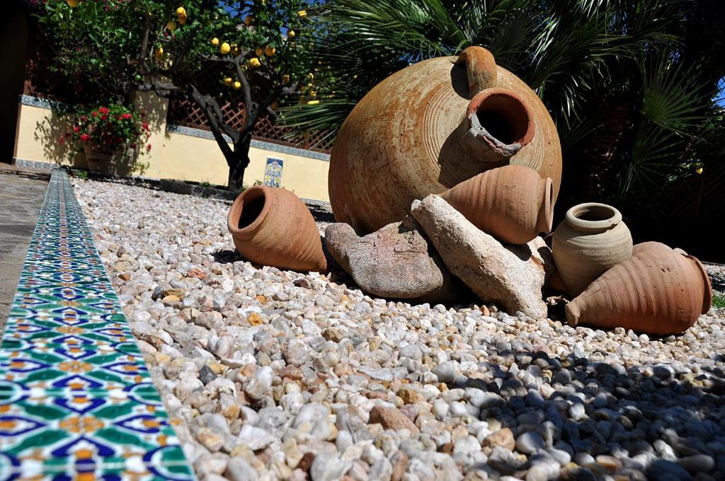 Hotel Fiore Di Maggio Villasimius Buitenkant foto