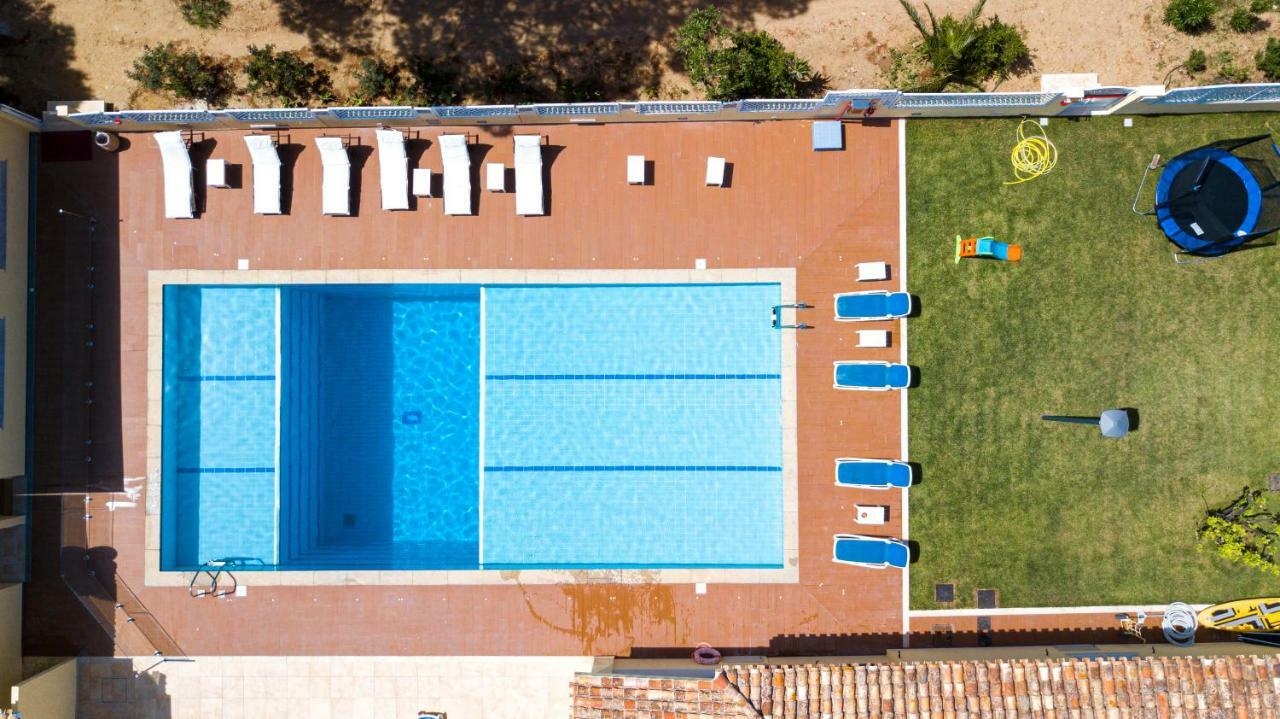 Hotel Fiore Di Maggio Villasimius Buitenkant foto